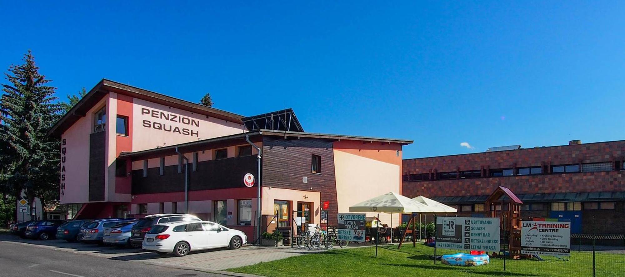 Penzion Squash Liptovsky Mikulas Exterior photo